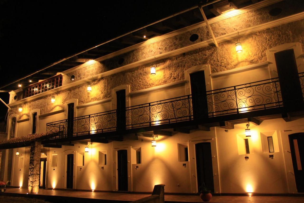 Hotel Atzalan ภายนอก รูปภาพ