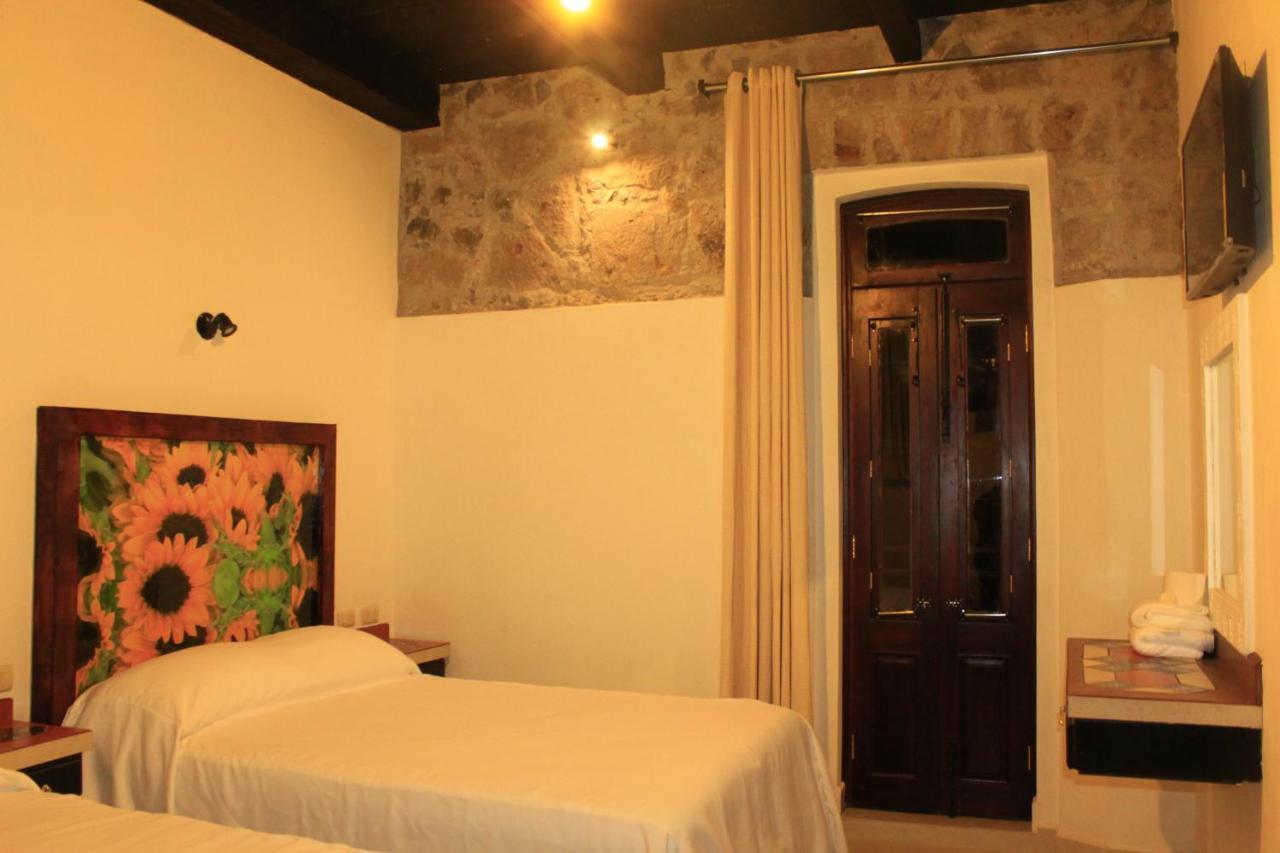 Hotel Atzalan ภายนอก รูปภาพ