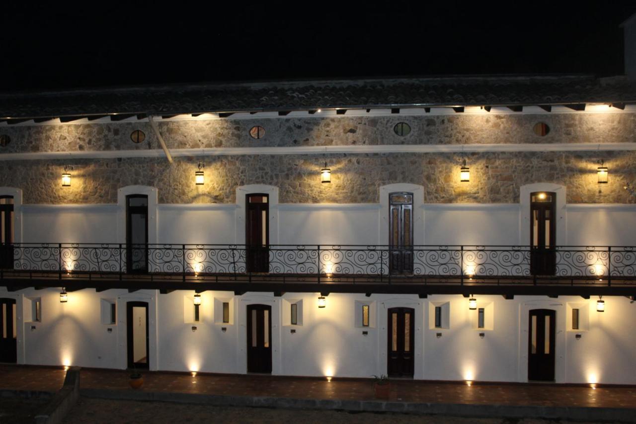 Hotel Atzalan ภายนอก รูปภาพ