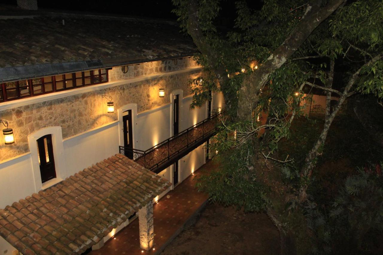 Hotel Atzalan ภายนอก รูปภาพ