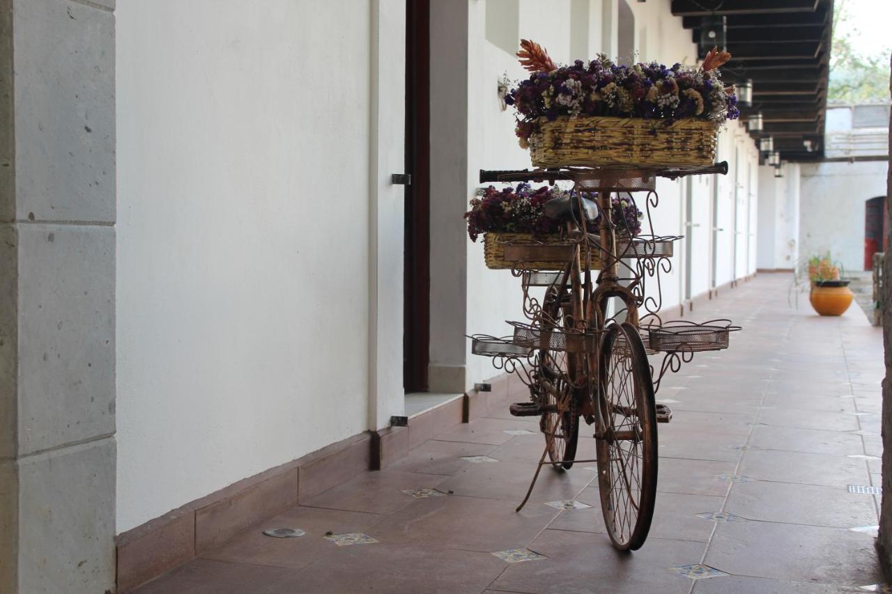 Hotel Atzalan ภายนอก รูปภาพ